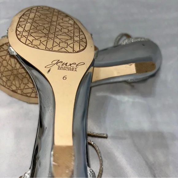 Jewel Badgley Mischka Hunt Women's Sandal, Silver, 6 - Picture 8 of 13